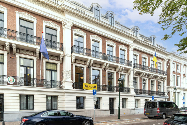 Ambassade van Egypte huurt representatief pand aan de Zeestraat 76